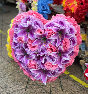 墓地花飾 (心形）Memorial Wreath (Heart)